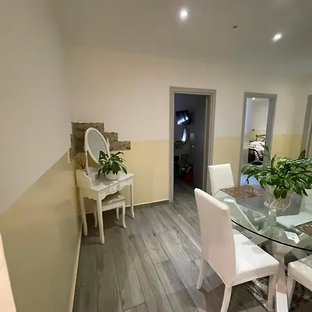 Meryem Locazione Turistica Konukevi 3*