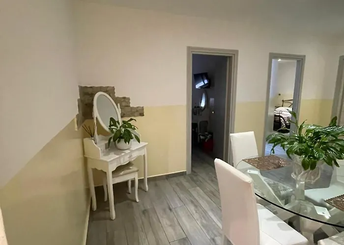 Meryem Locazione Turistica بيت ضيافة 3*